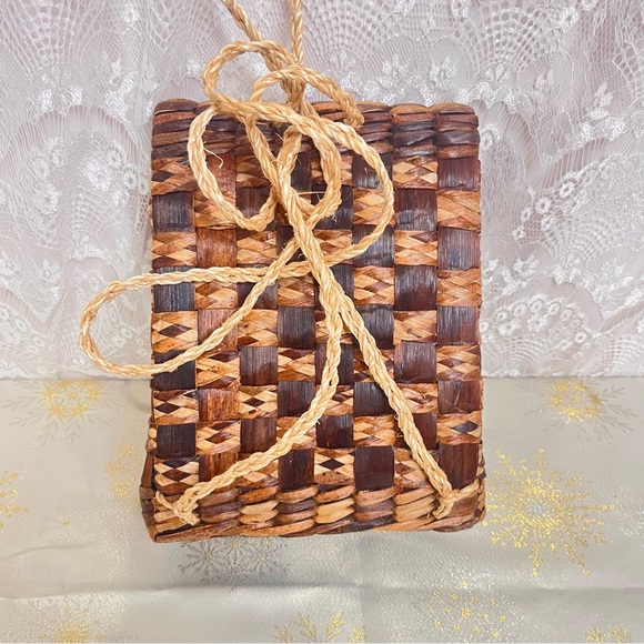 Chic Woven Brown Backpack main image 15